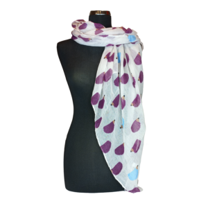 Shawl wit met paarse en blauwe egels